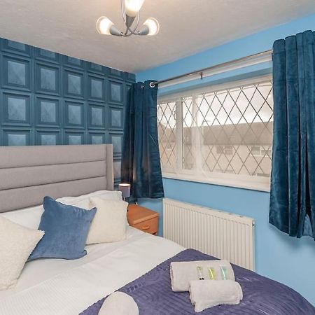 Leed City Centre - Armley Wortley Leeds  Dış mekan fotoğraf